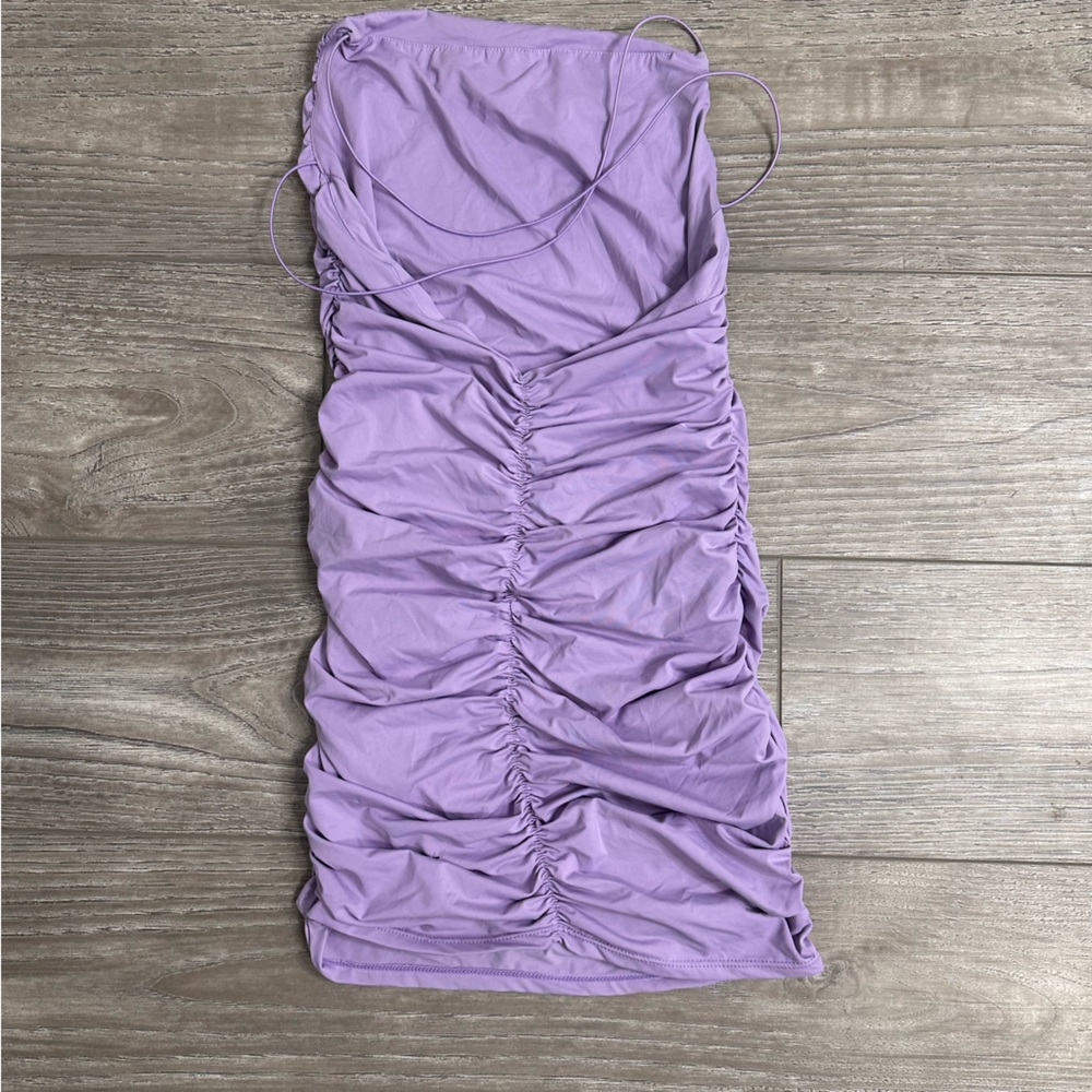 Lavender Ruched Strapless and Backless bandeau Mini Dress - Picture 3 of 4